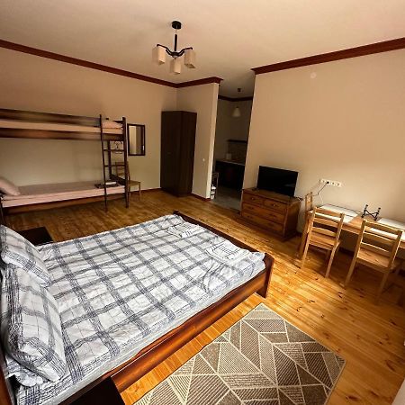 Bereg-Travel Hotel Eksteriør billede